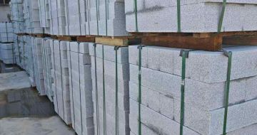 安阳芝麻白路牙石，路侧石