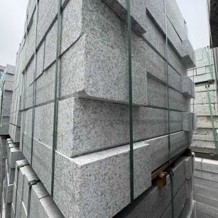 安阳芝麻白路牙石 马路牙子