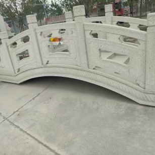 安阳芝麻白拱桥，石桥