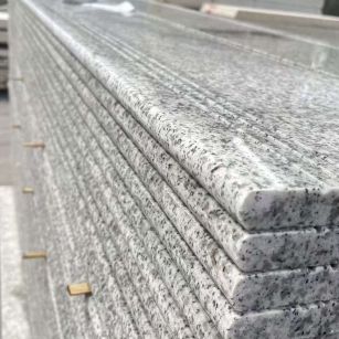 安阳芝麻白楼梯踏步 花岗岩楼梯板材