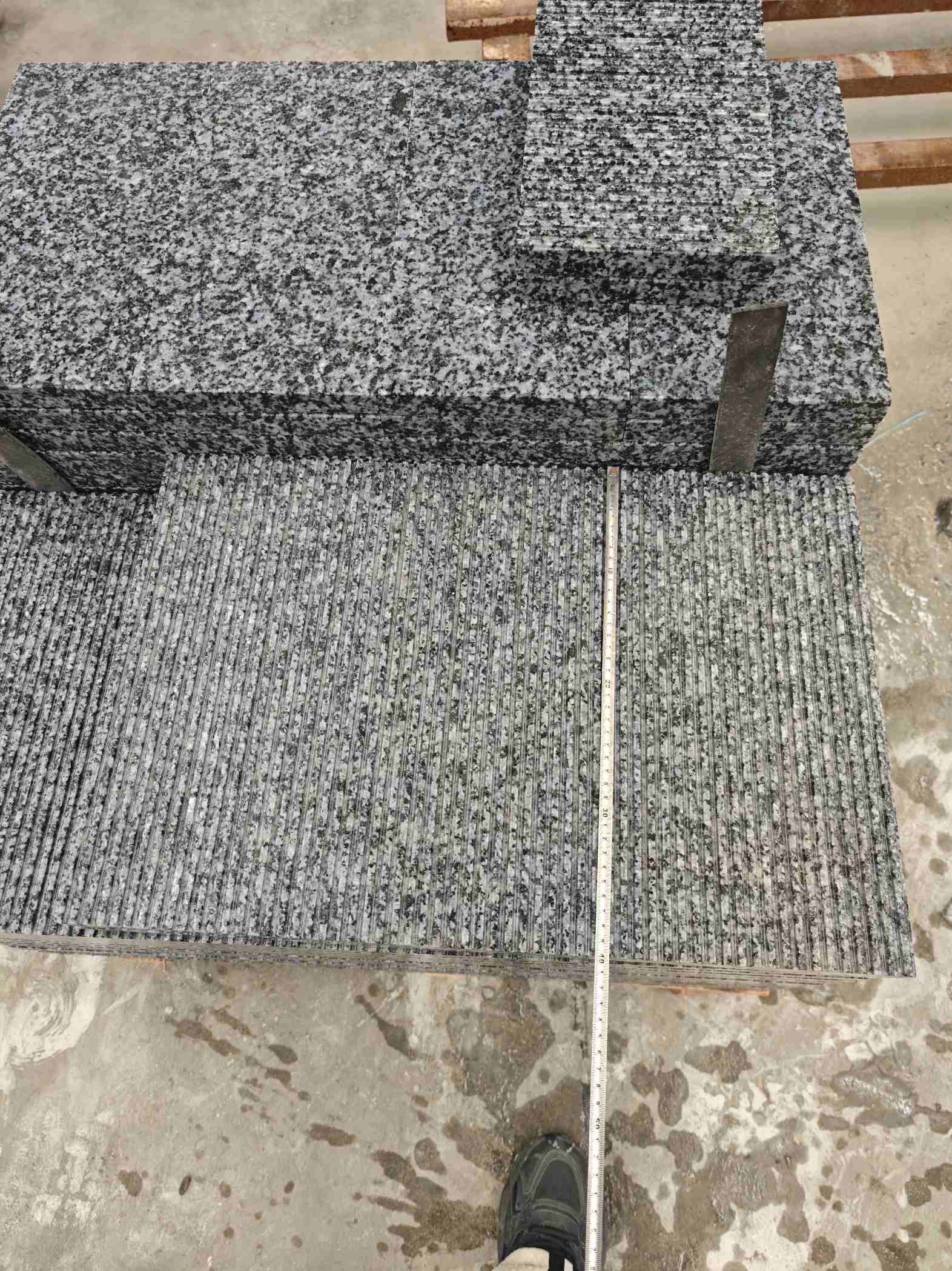 安阳芝麻黑拉丝面