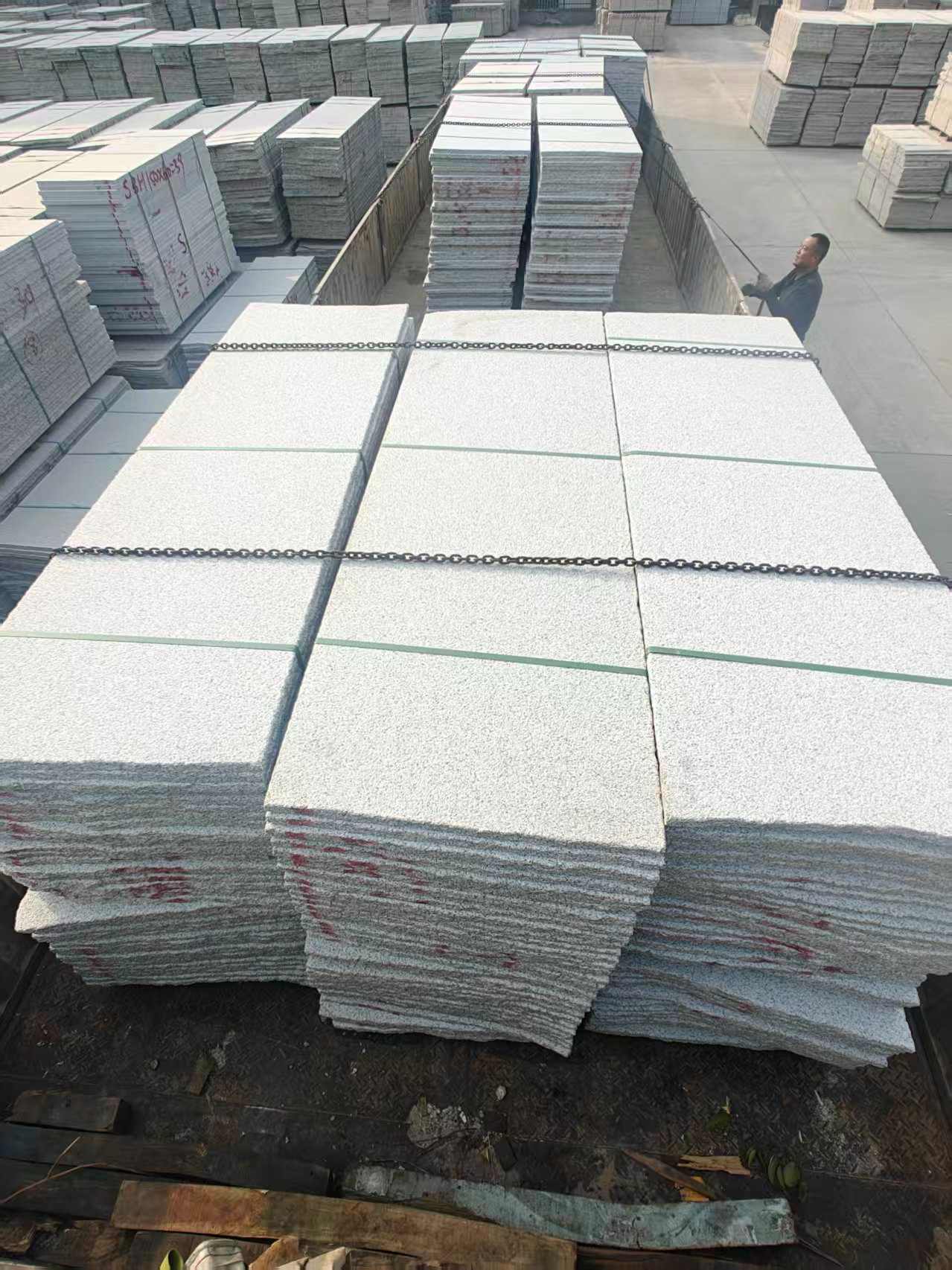 安阳芝麻白毛板，石材毛板