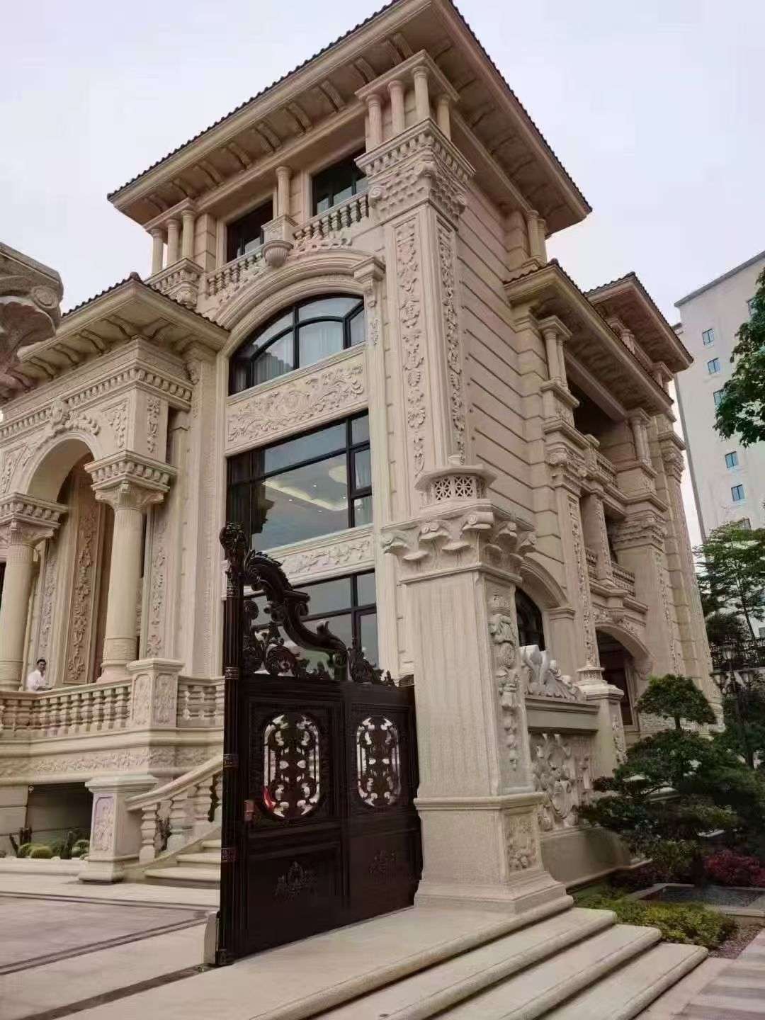 安阳黄金麻别墅外墙异形定制